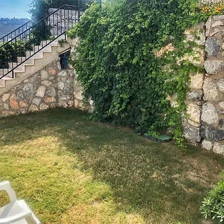 Stunning Apartment With Sea View Apartamento *